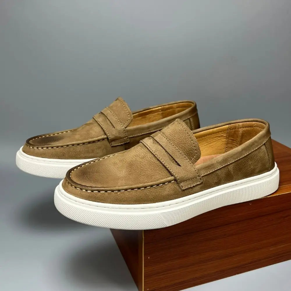 Casual Men’s Genuine Retro Soft Bottom Calf Leather Shoes_Loafer - Leather Shoes for men