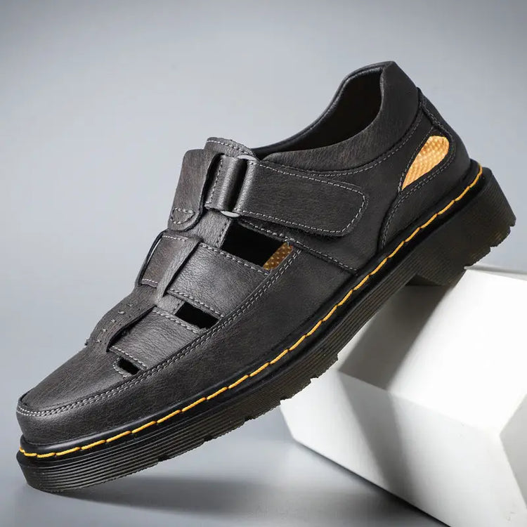 "Comfort sandals"  alt="Stylish slip-ons"  alt="Lightweight sandals"  alt="Breathable summer shoes"  alt="Cushioned sole sandals