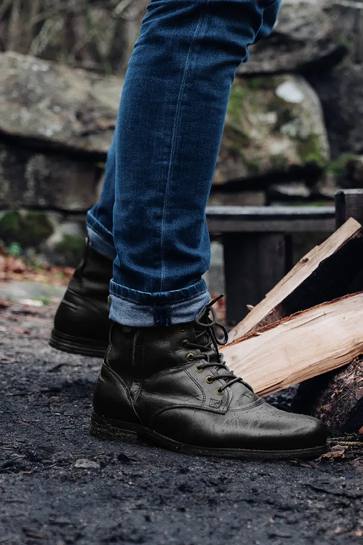 Men Cowboy Boots Retro Lace-up Martin Boot Round Toe Low Heel Shoes