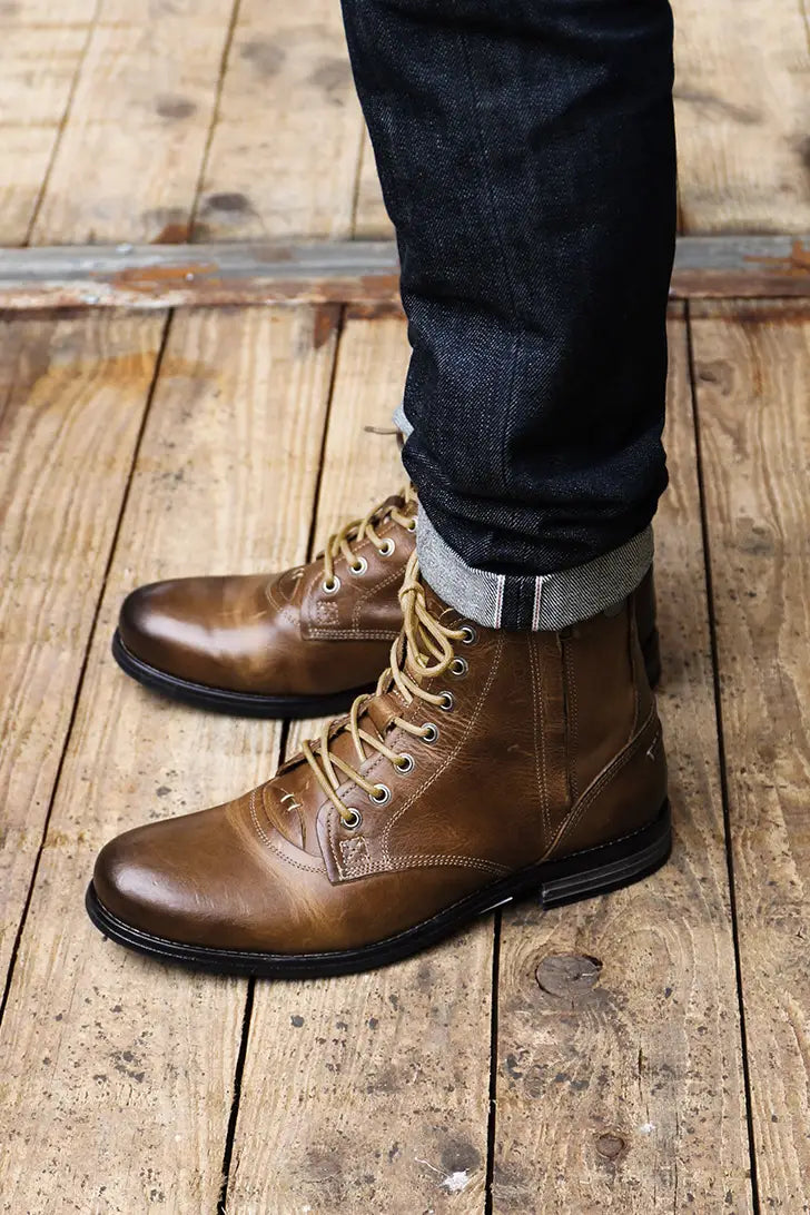 Men Cowboy Boots Retro Lace-up Martin Boot Round Toe Low Heel Shoes