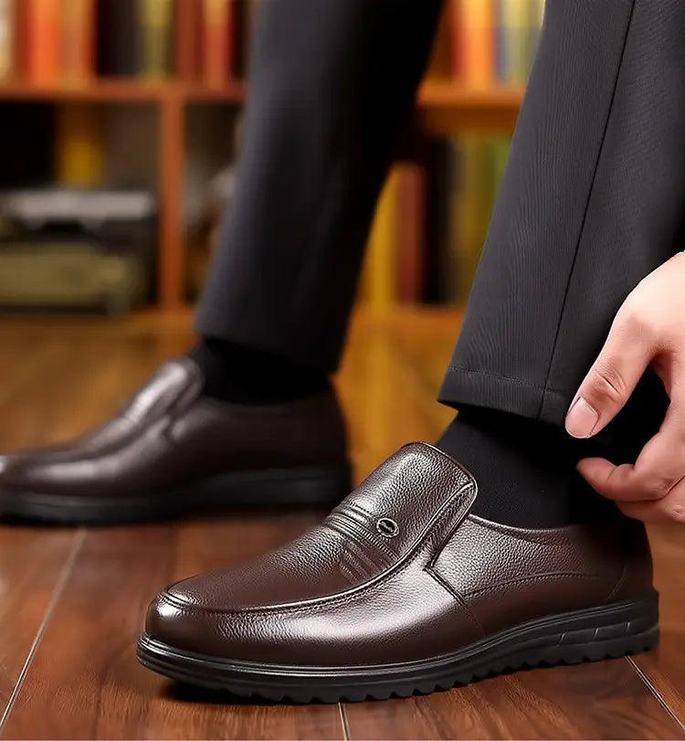 First Layer Cowhide Men’s Business Casual Non-slip Soft Leather Soft Sole Loafer Shoes Dubai