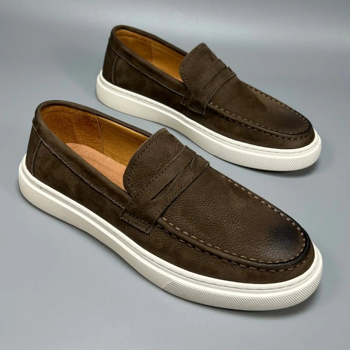 Casual Men’s Genuine Retro Soft Bottom Calf Leather Shoes_Loafer